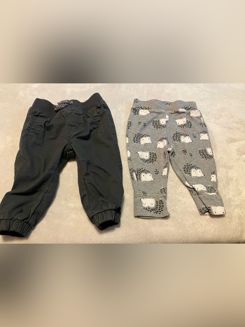 Gray Joggers and Grey Hedgehog Print Set